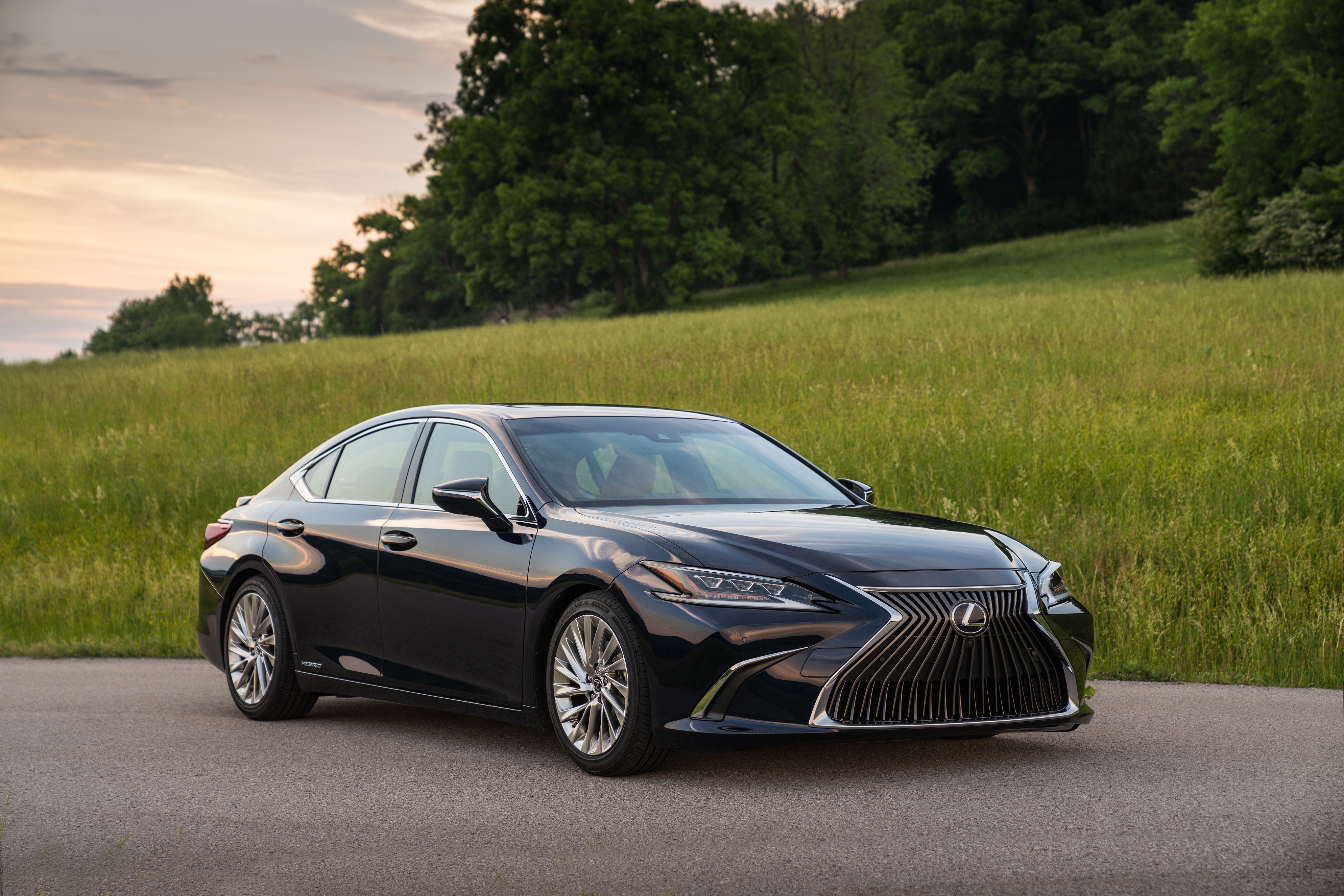 All New, Next Generation Lexus ES 300h Drives Into India – Punekar News