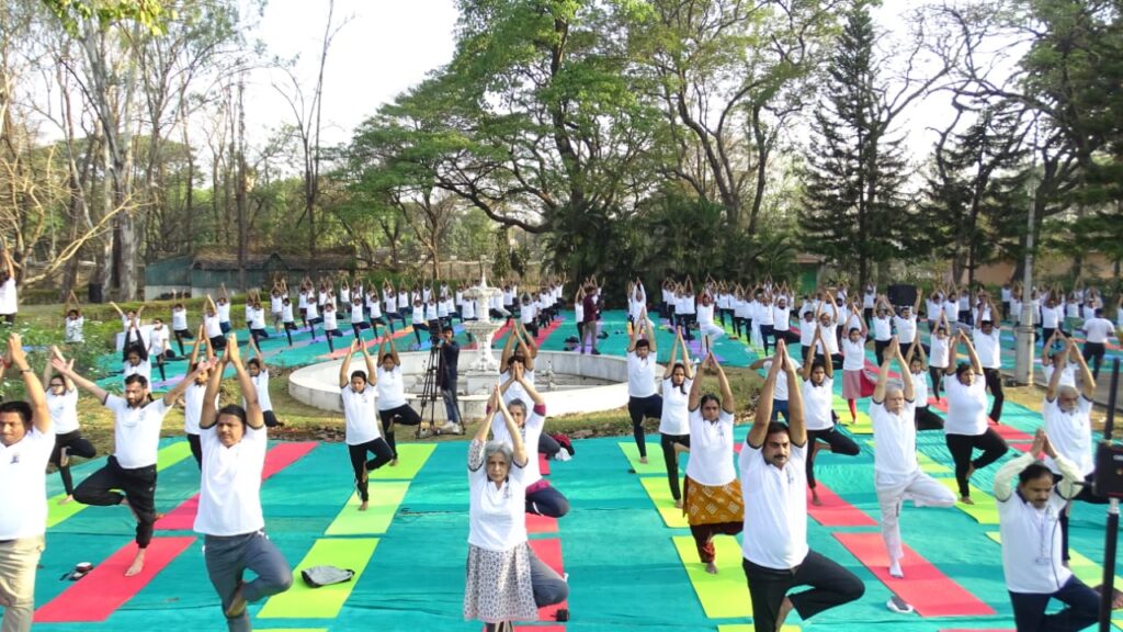 Yogotsav 2022 : Common Yoga Protocol session conducted at Aga Khan ...