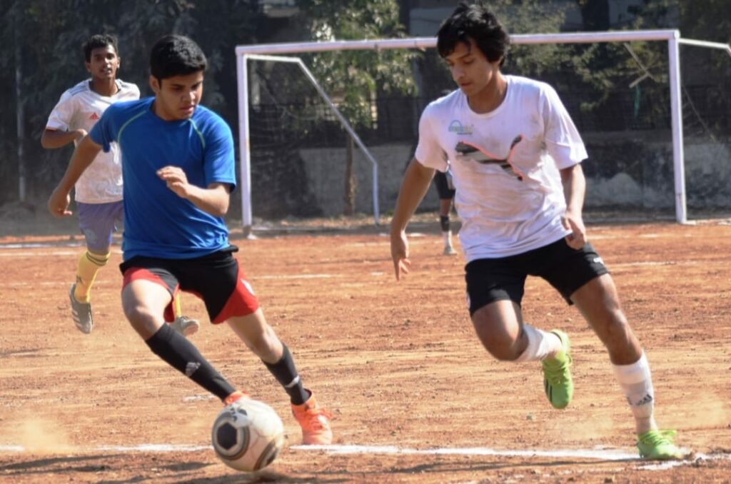 Amar Fc Knock Out Eleventh Hour Entry Of Coep At The 21st Guru Tegh