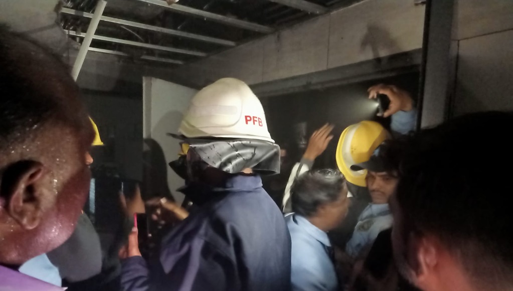 fire at westend mall in Pune aundh