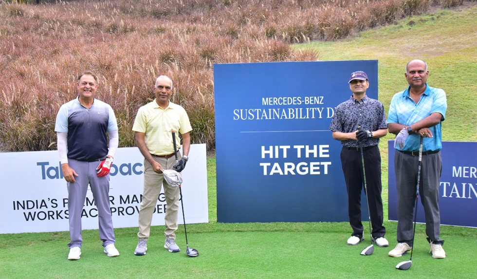 CEOs play golf in Pune