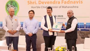 CM Fadnavis at IIM Nagpur